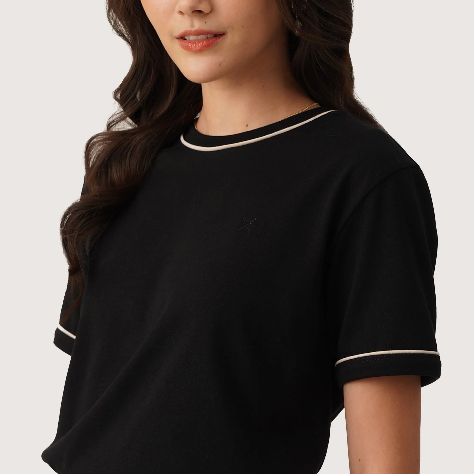 Regatta- T-Shirt With Piping Detail