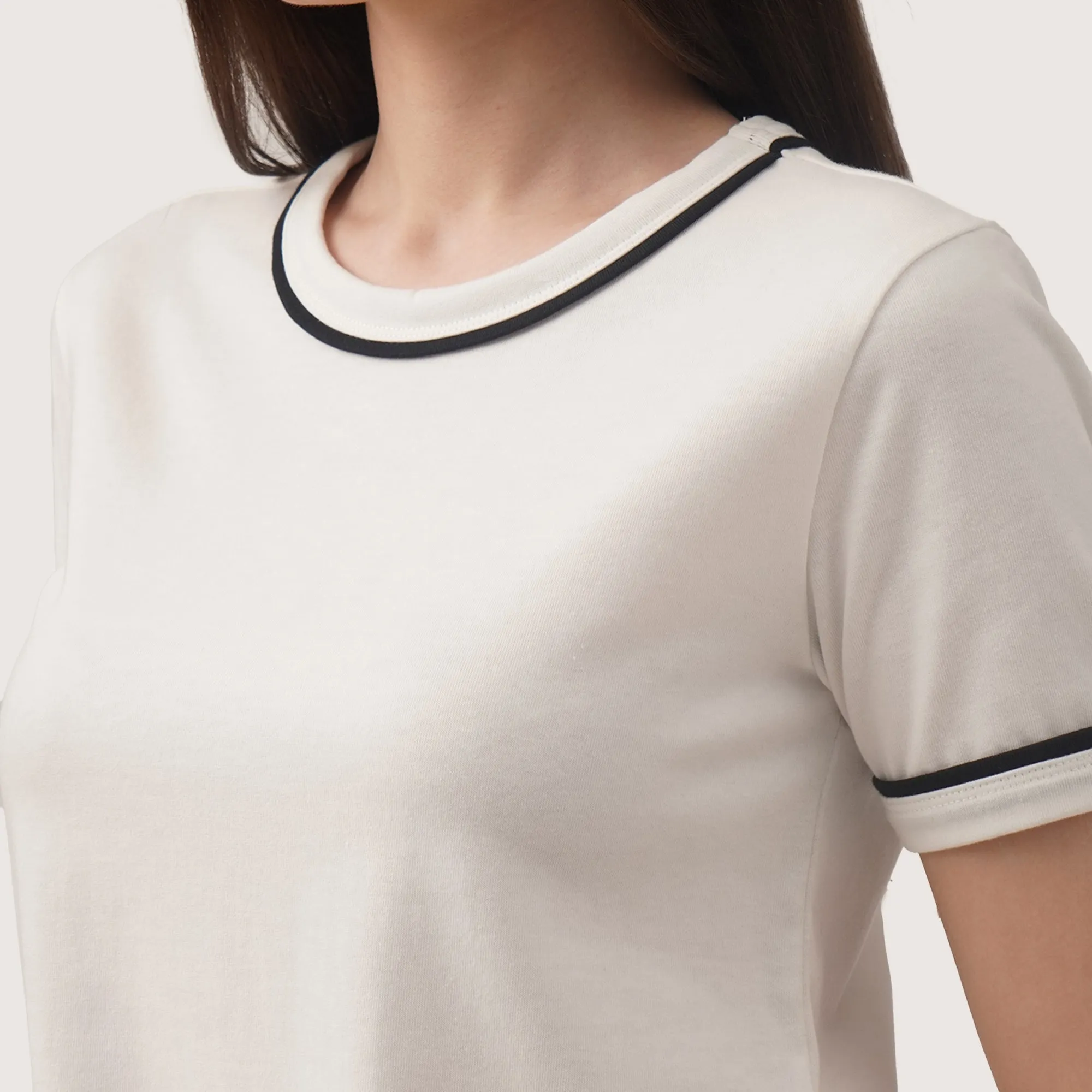 Regatta- T-Shirt With Piping Detail
