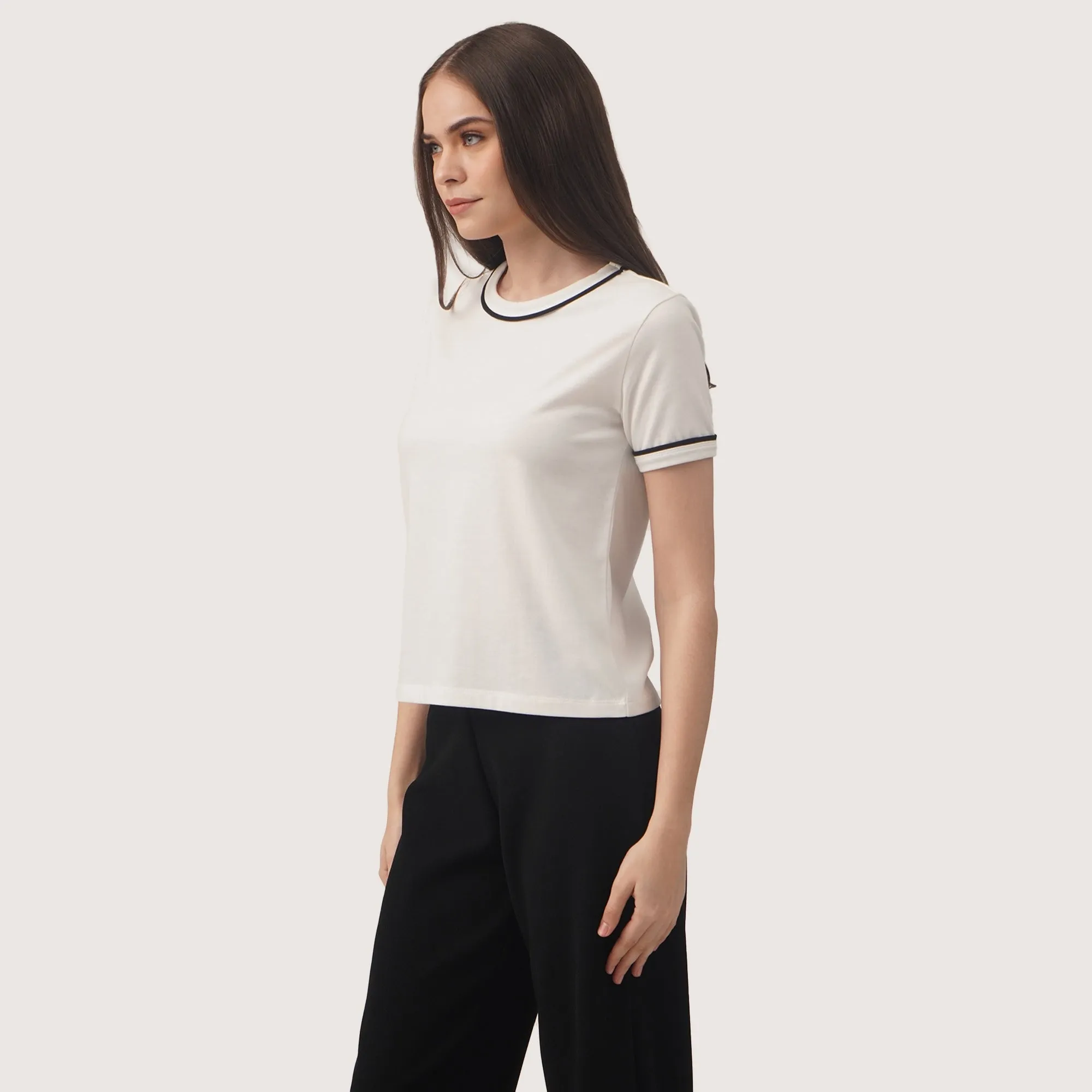 Regatta- T-Shirt With Piping Detail