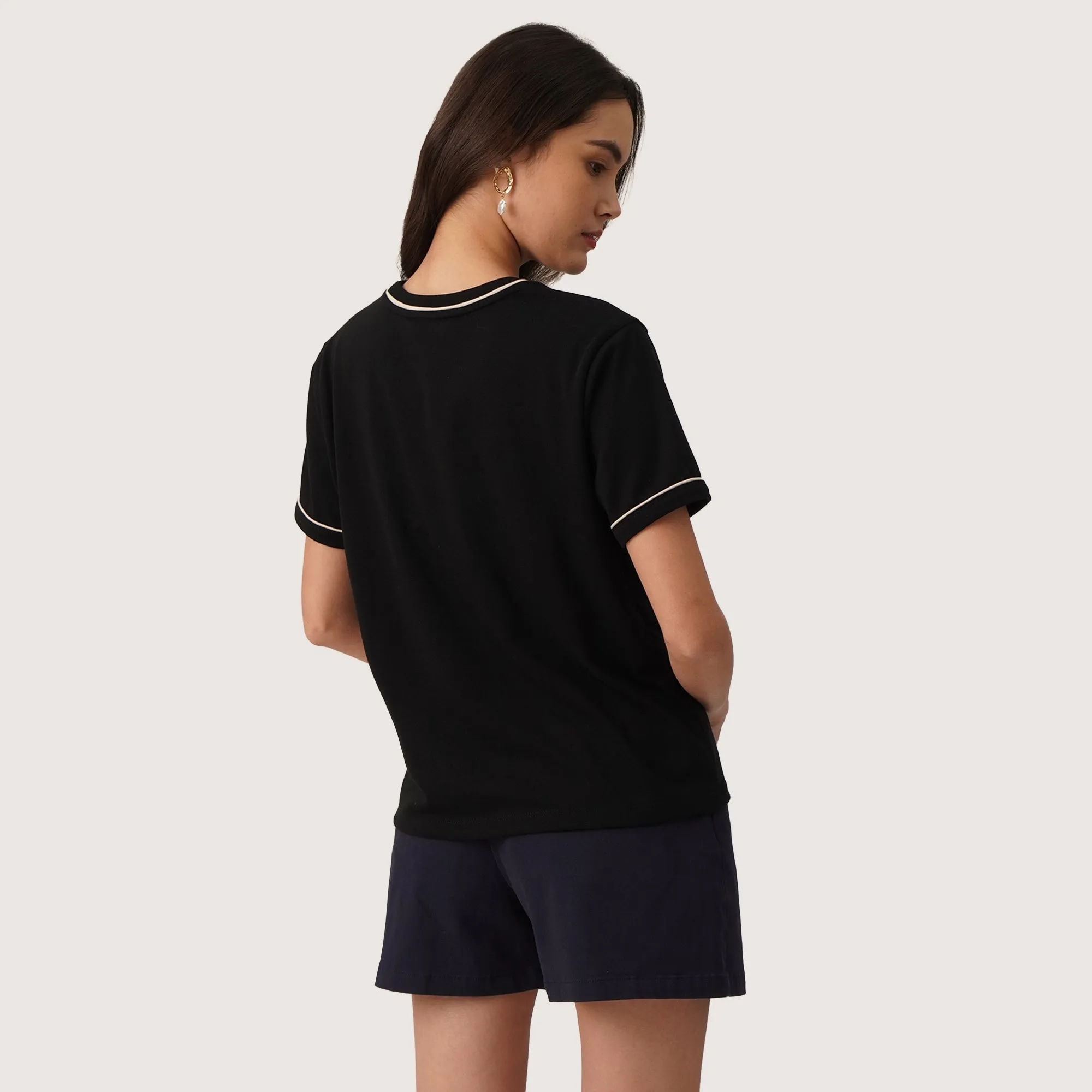 Regatta- T-Shirt With Piping Detail