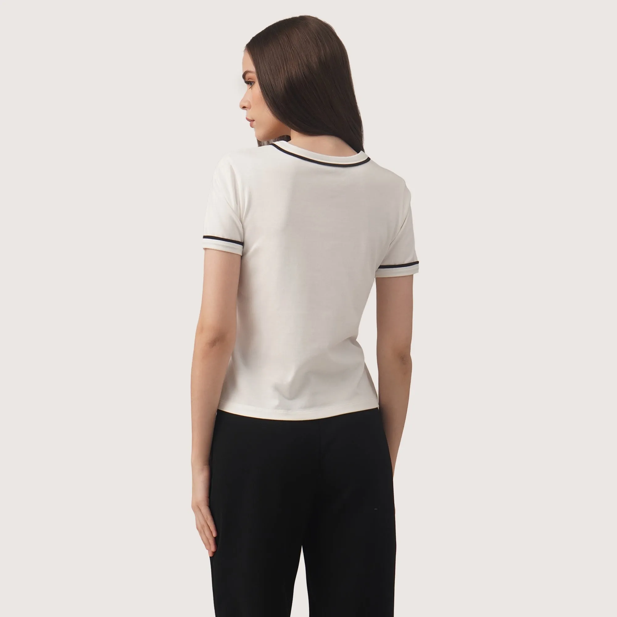 Regatta- T-Shirt With Piping Detail