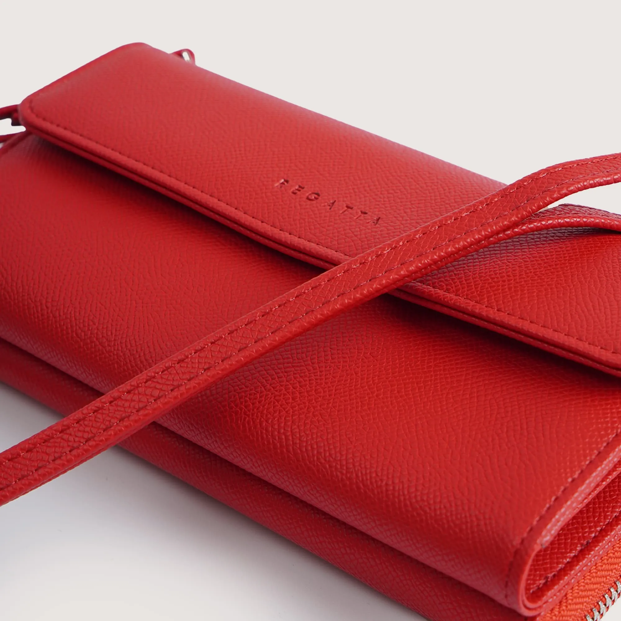 Regatta- Wallet With Strap