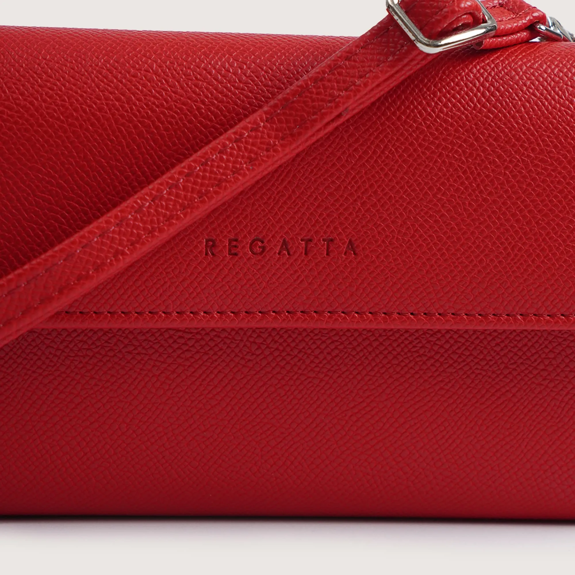 Regatta- Wallet With Strap