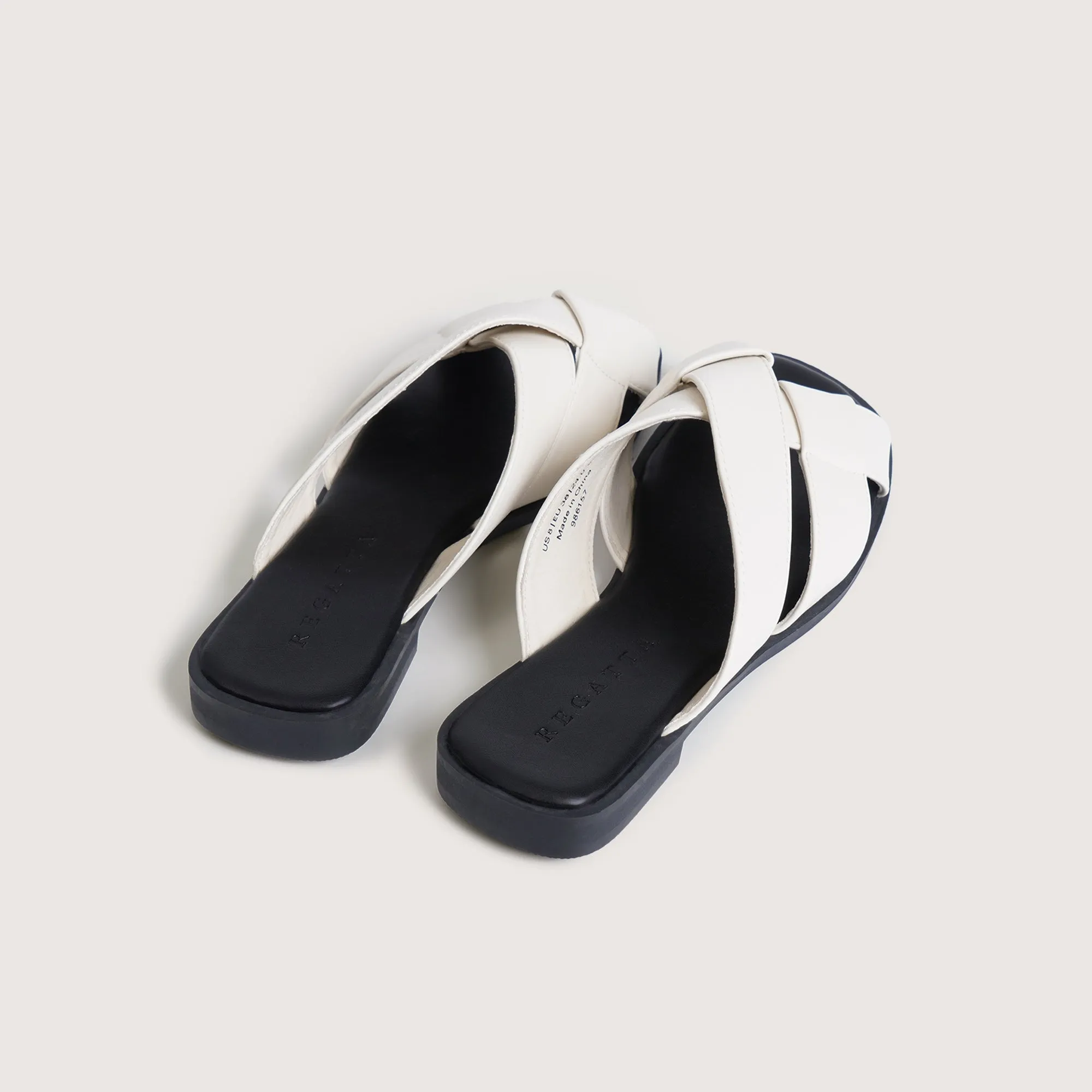 Regatta- Women's Cross Strap Sandals