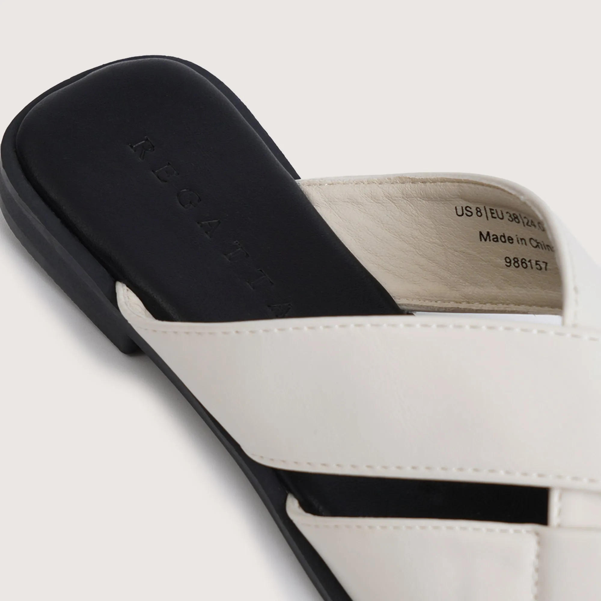 Regatta- Women's Cross Strap Sandals